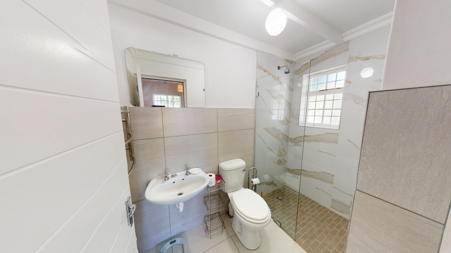 5 Bedroom Property for Sale in Stanford Western Cape